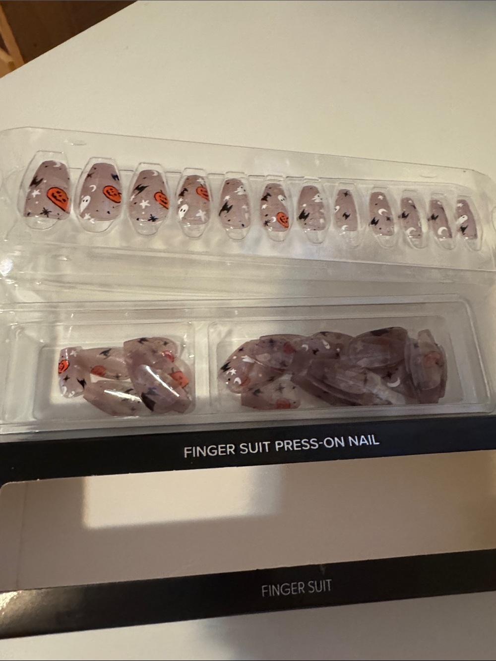 Finger suit Press-On Halloween Nail Set